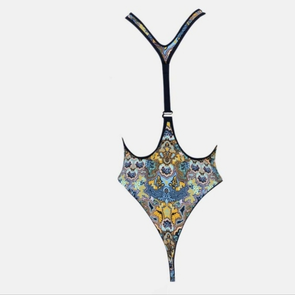 NWT❤️ MAAJI REVERSIBLE SWIMSUIT❤️ LUXURY BRAND❤️RETAIL PRICE $163.00! - Picture 8 of 13